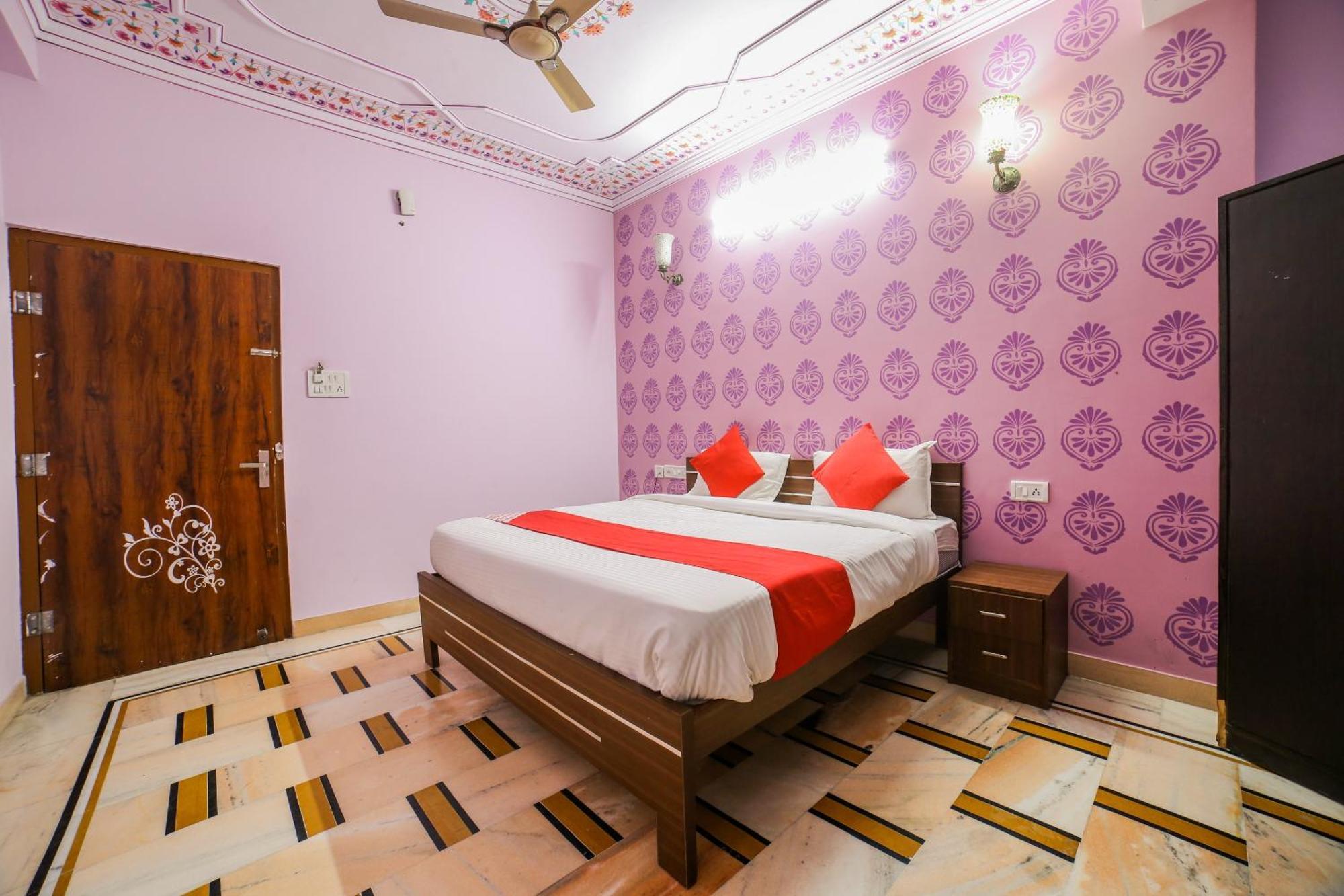 Collection O 36316 Hotel White Palace Jaipur Buitenkant foto