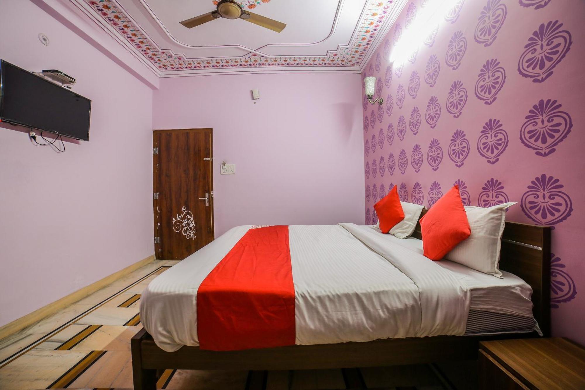 Collection O 36316 Hotel White Palace Jaipur Buitenkant foto