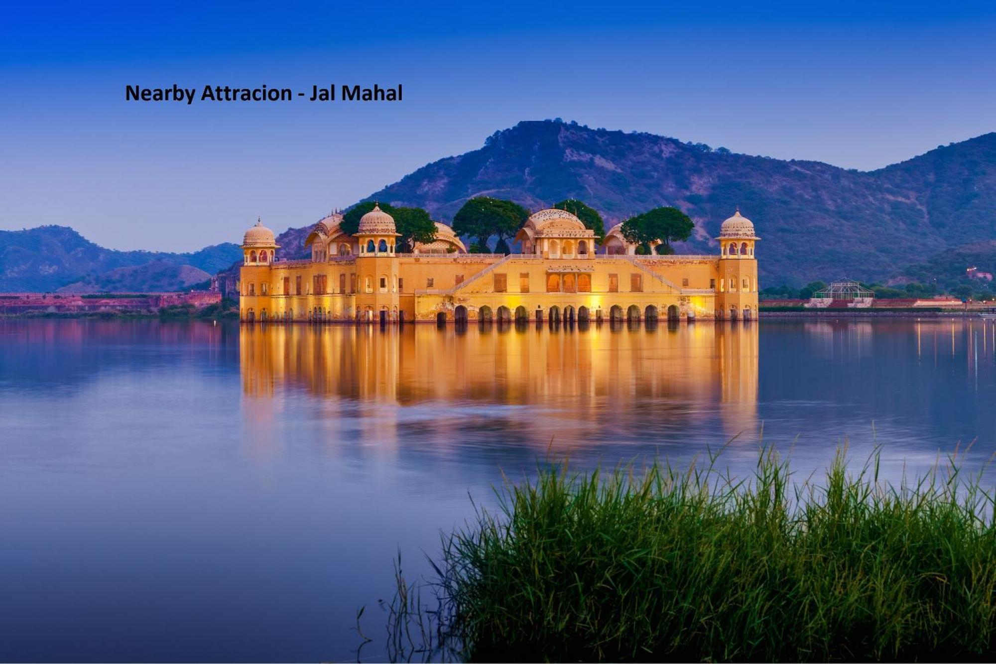 Collection O 36316 Hotel White Palace Jaipur Buitenkant foto