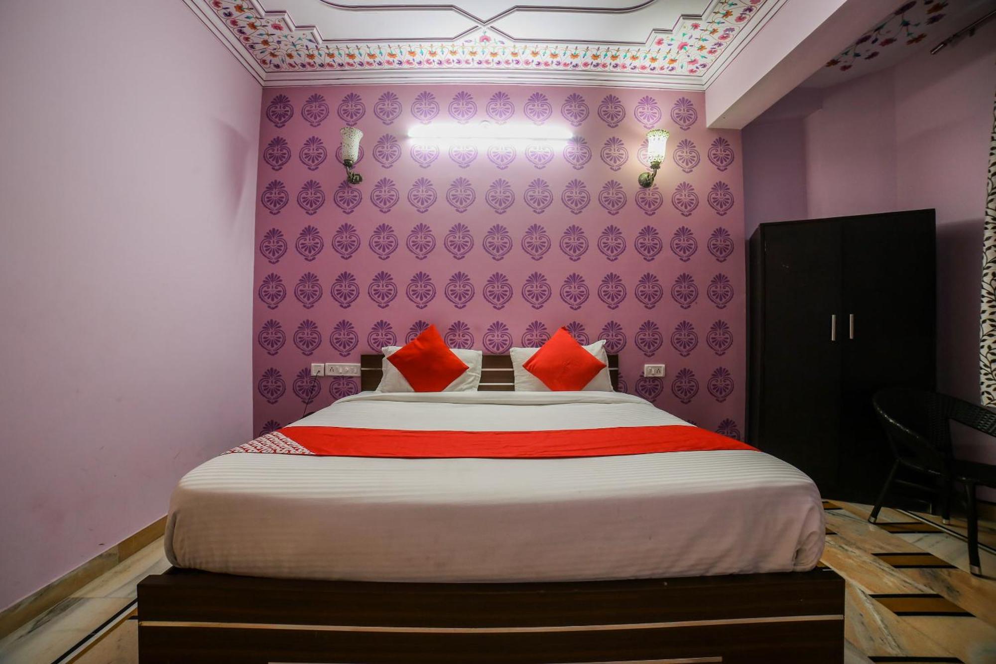 Collection O 36316 Hotel White Palace Jaipur Buitenkant foto